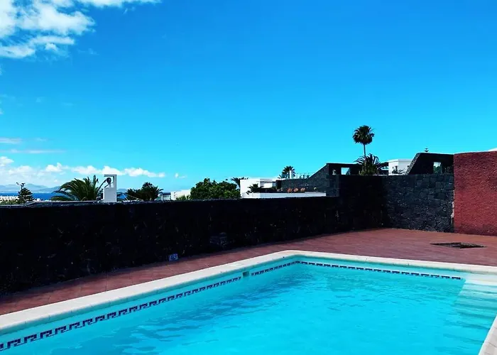 Papagayo Relax Villa *